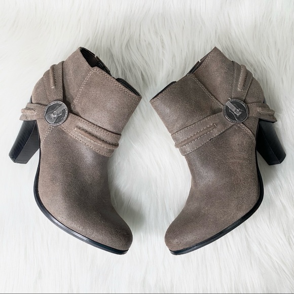 SOLD-Miranda Lambert Guitar Leather Heeled Boots - Picture 6 of 12